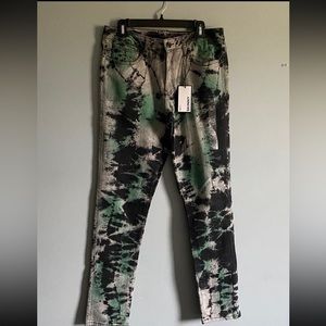 New Black/Green 32x32 Crackle Wash Skinny Jeans